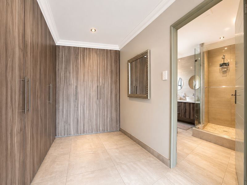 Townhouse Rental Monthly In Pretoria - Photo 8