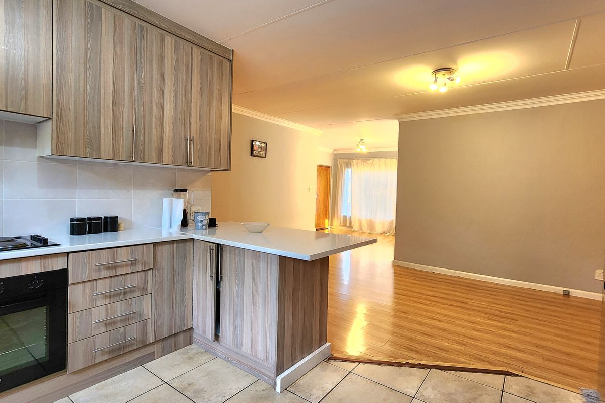Cluster Rental Monthly In Midrand - Photo 4