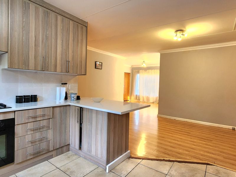 Cluster Rental Monthly In Midrand - Photo 4
