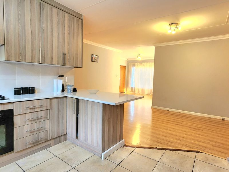 Cluster Rental Monthly In Midrand - Photo 3