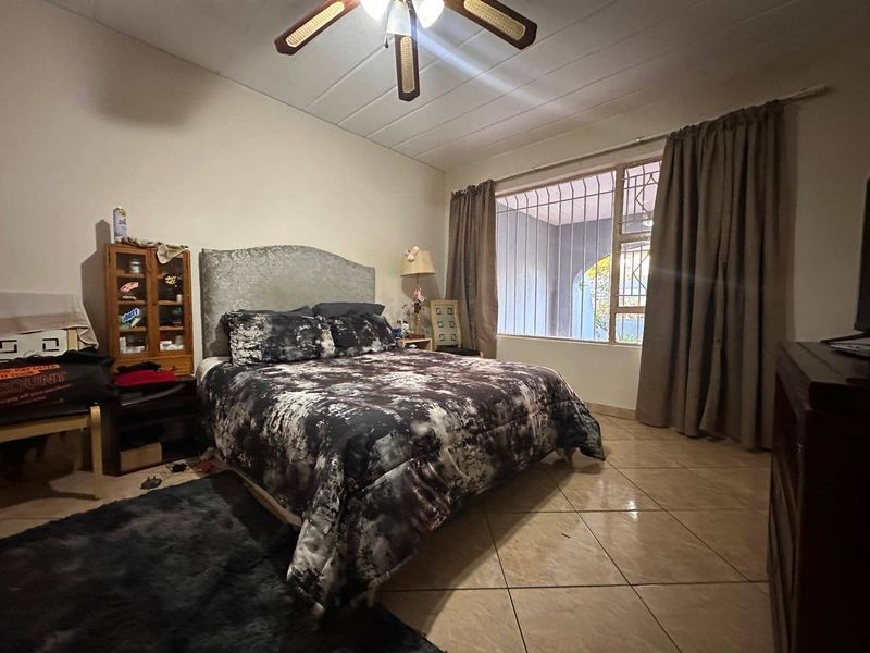 Apartment For Sale In Roodepoort - Photo 7