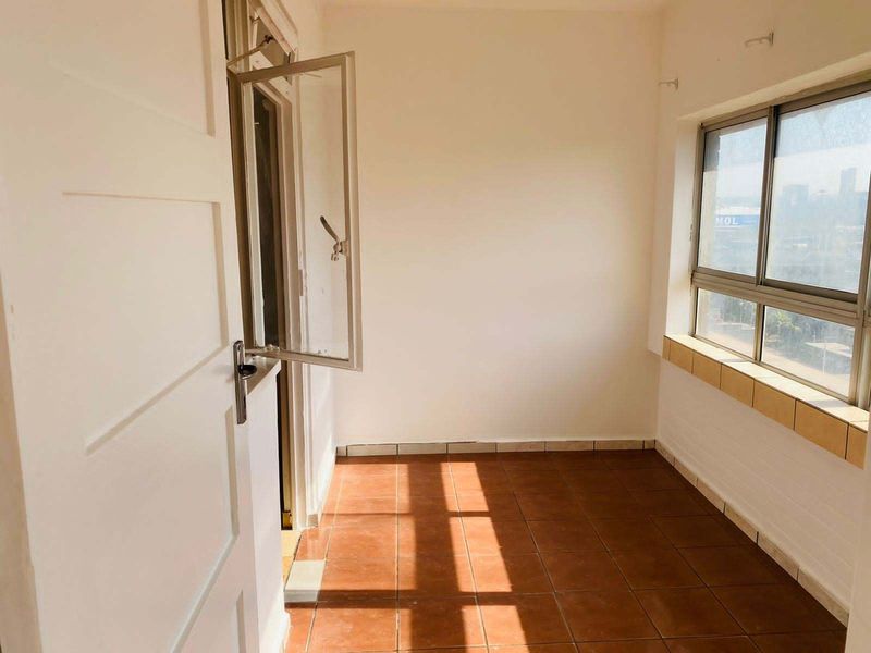 Apartment For Sale In Durban - Photo 2