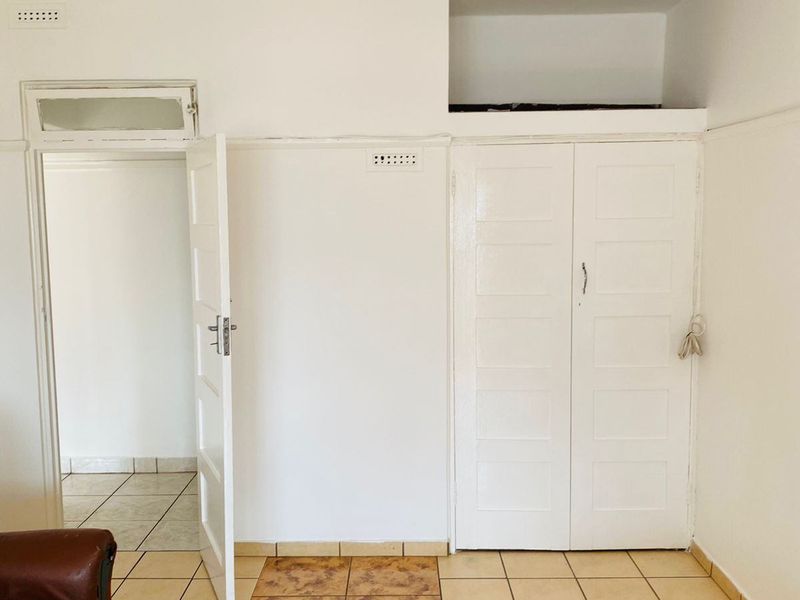Apartment For Sale In Durban - Photo 1