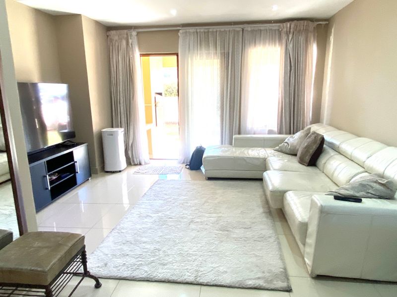 Townhouse For Sale In Midrand - Photo 9