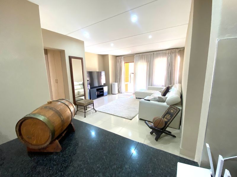 Townhouse For Sale In Midrand - Photo 7