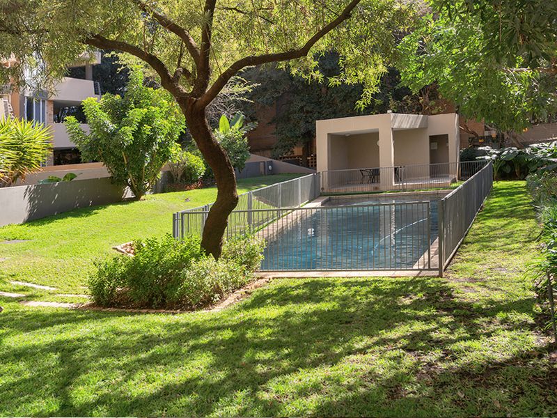 Apartment Rental Monthly In Sandton - Photo 1