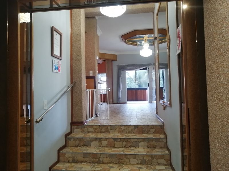 House For Sale In Johannesburg - Photo 7
