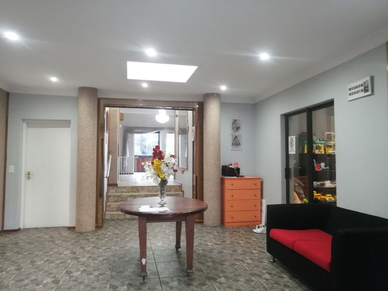 House For Sale In Johannesburg - Photo 6