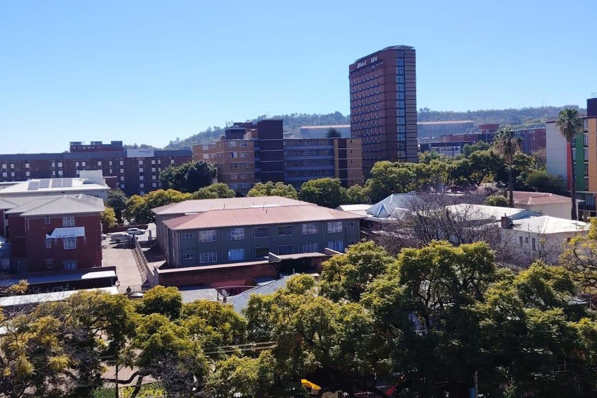Apartment For Sale In Pretoria - Photo 2