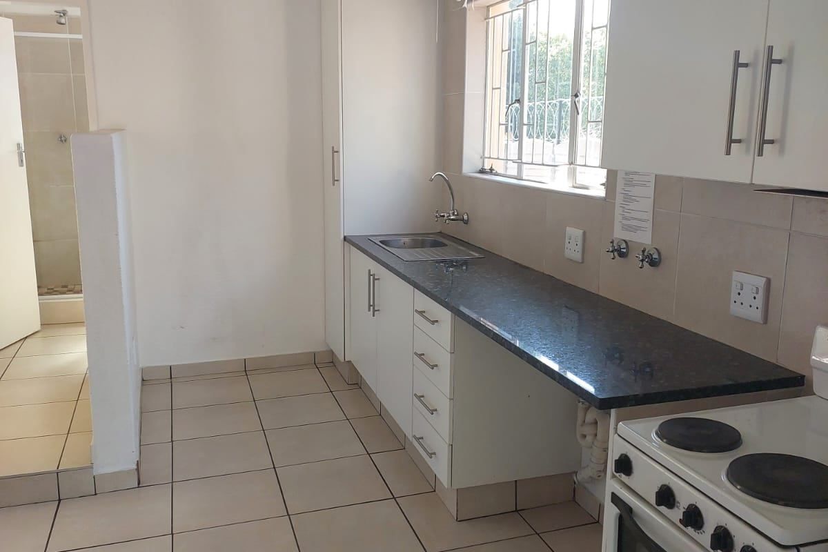 Apartment Rental Monthly In Boksburg - Photo 4