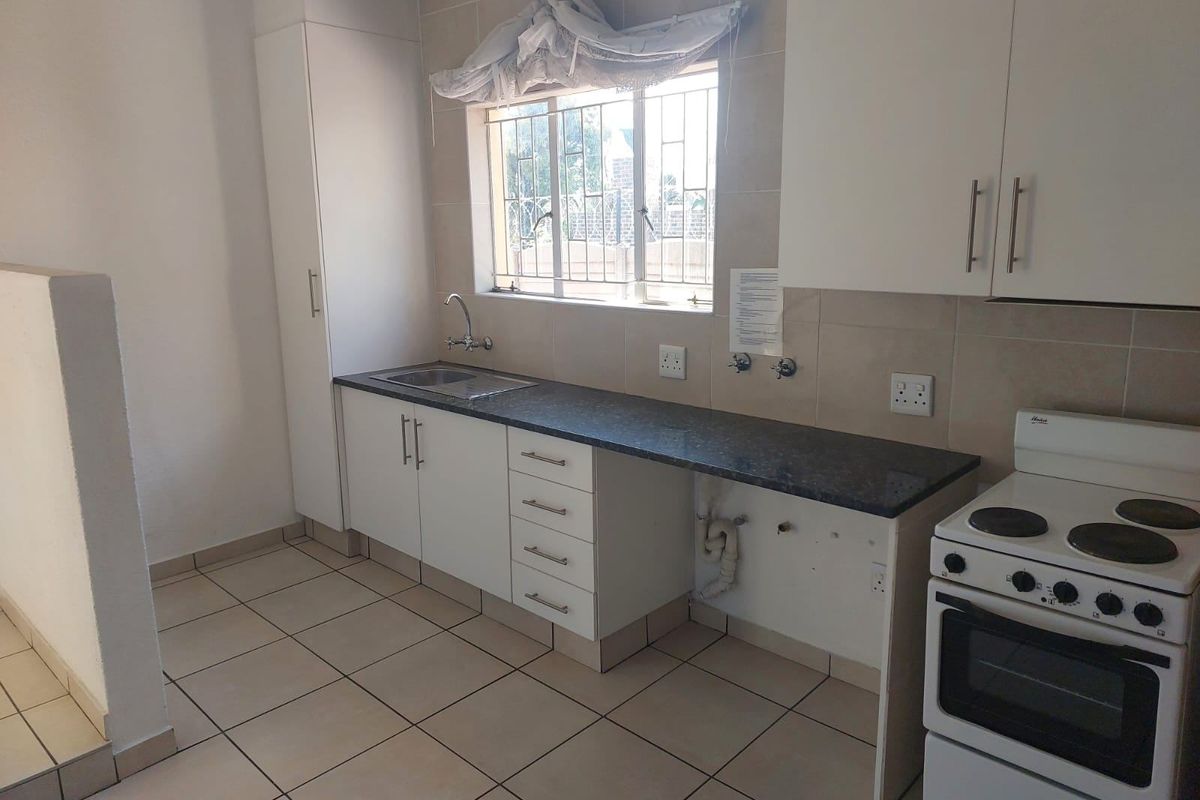 Apartment Rental Monthly In Boksburg - Photo 2