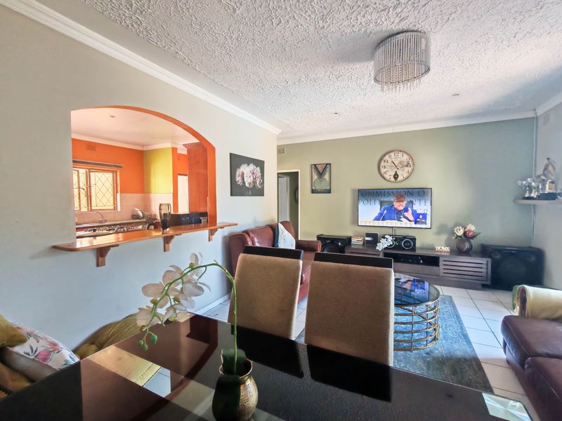 House For Sale In Margate - Photo 8
