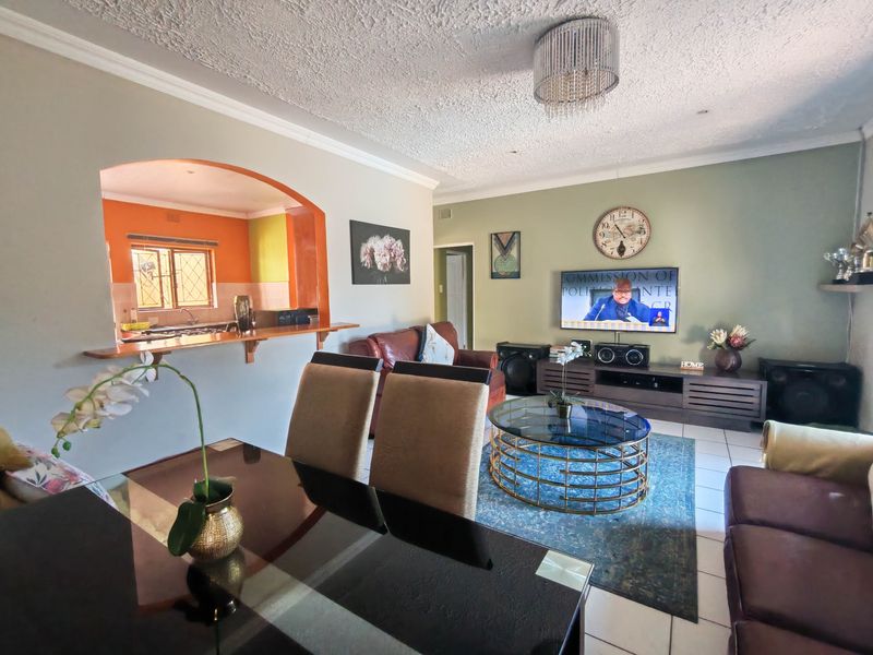 House For Sale In Margate - Photo 7