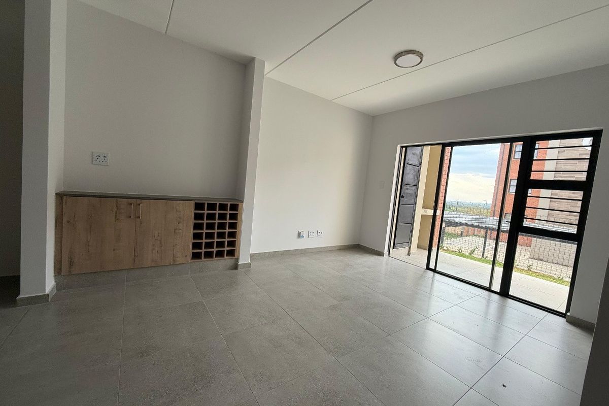 Apartment Rental Monthly In Midrand - Photo 3