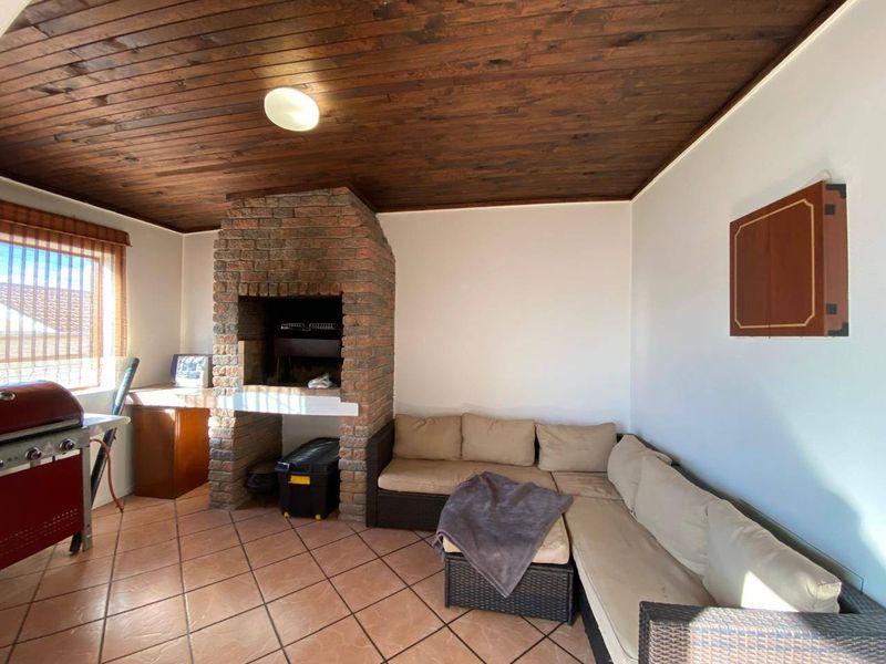 House For Sale In Mossel Bay - Photo 5