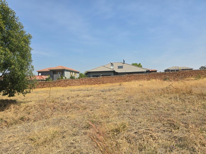 Vacant Land Pending Sale In Rayton - Photo 7