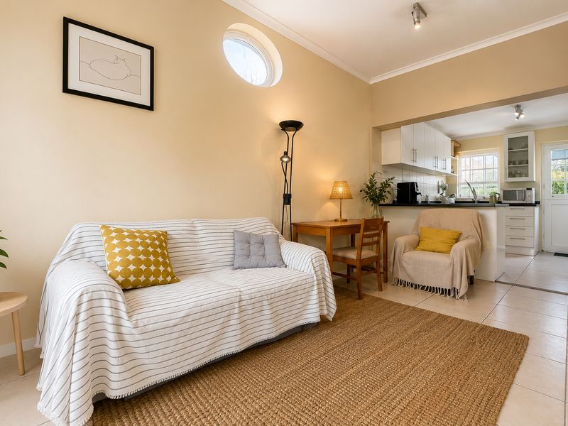Apartment For Sale In Cape Town - Photo 8