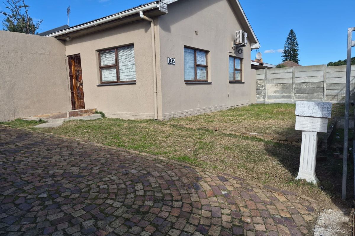 House For Sale In Kraaifontein - Photo 4