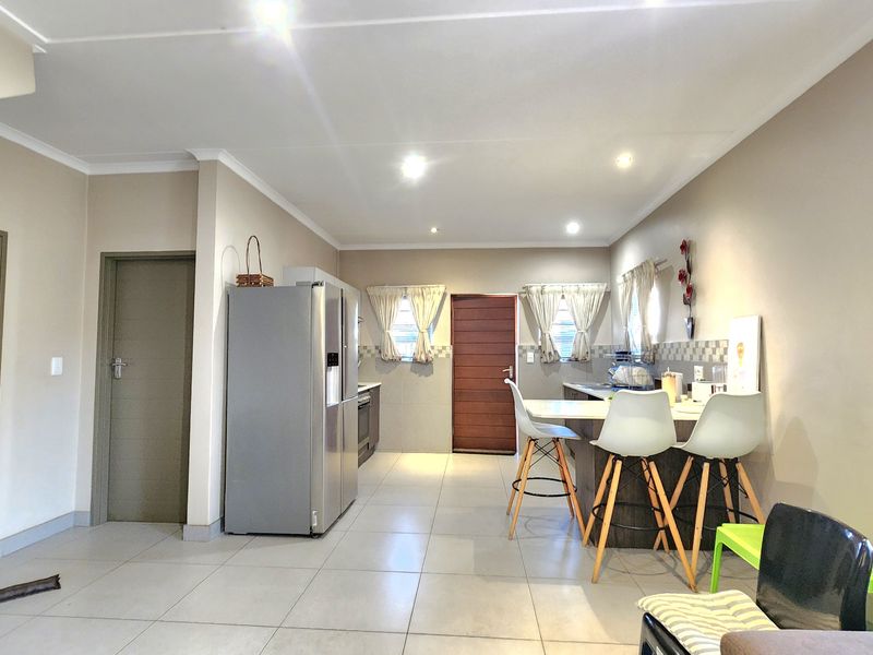 Cluster Rental Monthly In Midrand - Photo 9