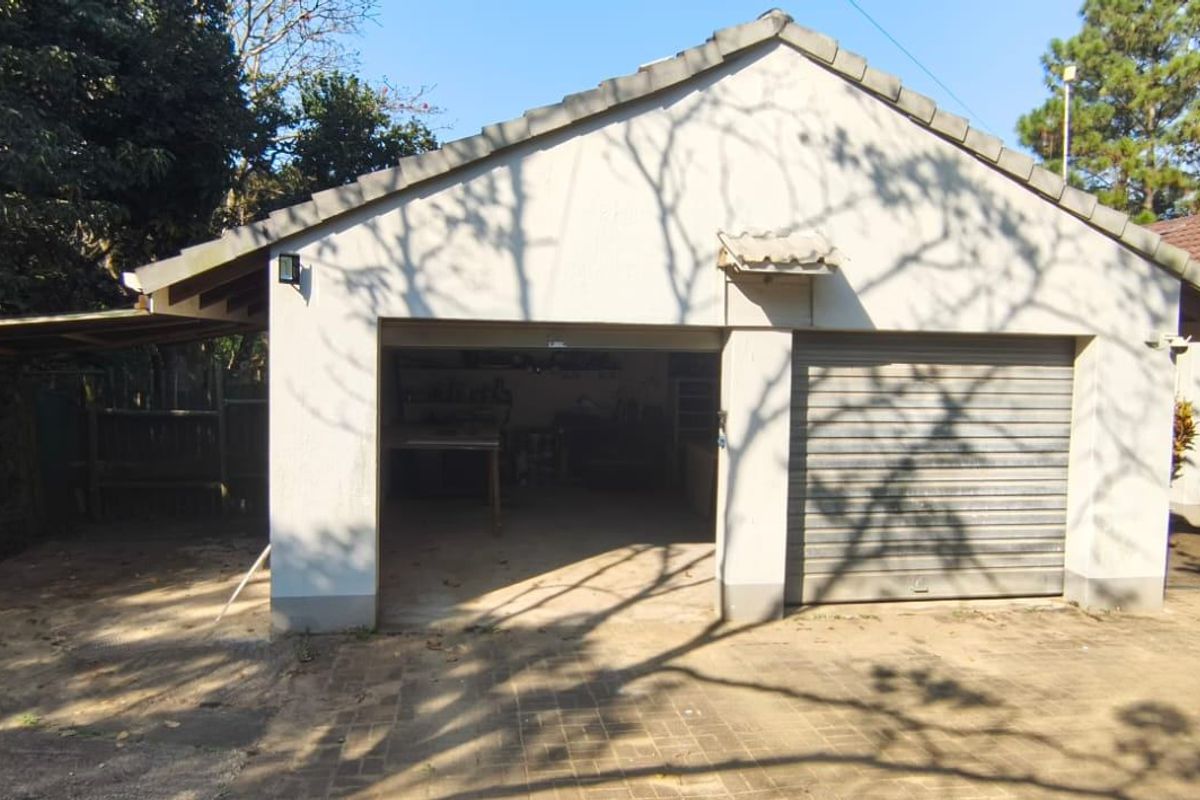 House For Sale In Port Edward - Photo 2