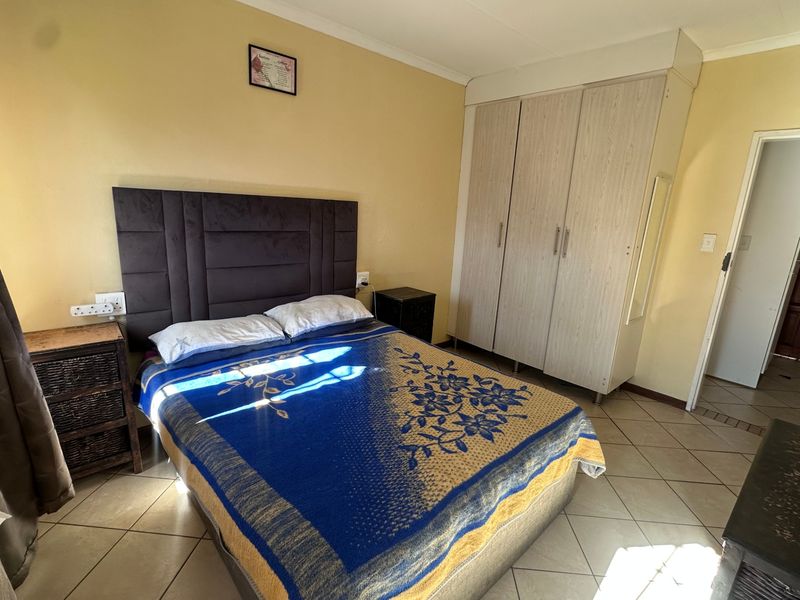 Townhouse For Sale In Midrand - Photo 7