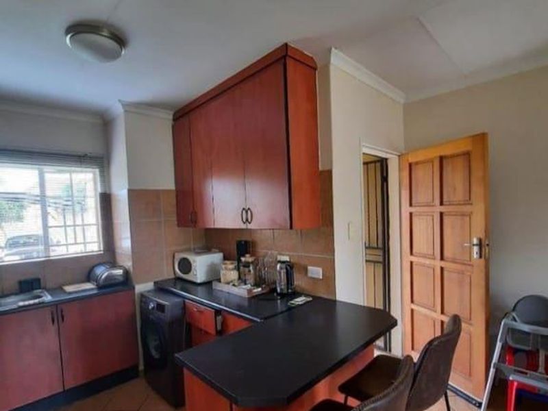 Apartment Rental Monthly In Akasia - Photo 2