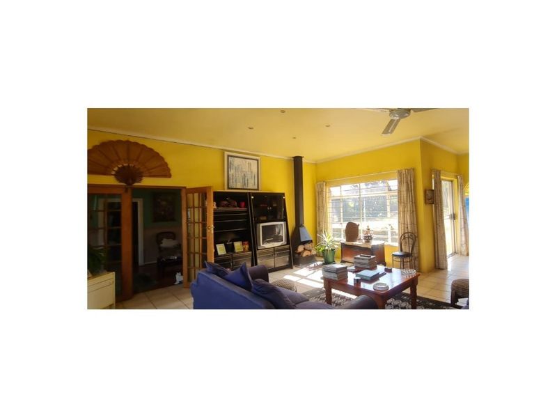 House For Sale In Benoni - Photo 4