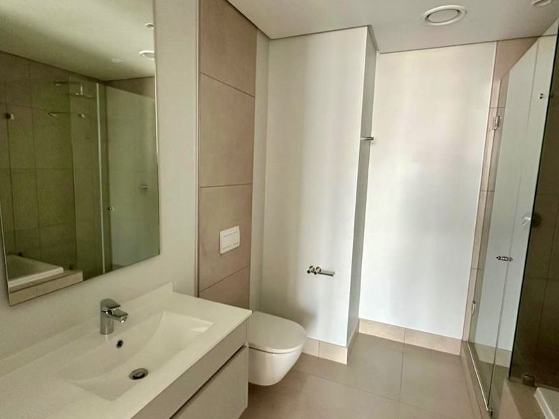 Apartment Rental Monthly In Midrand - Photo 9