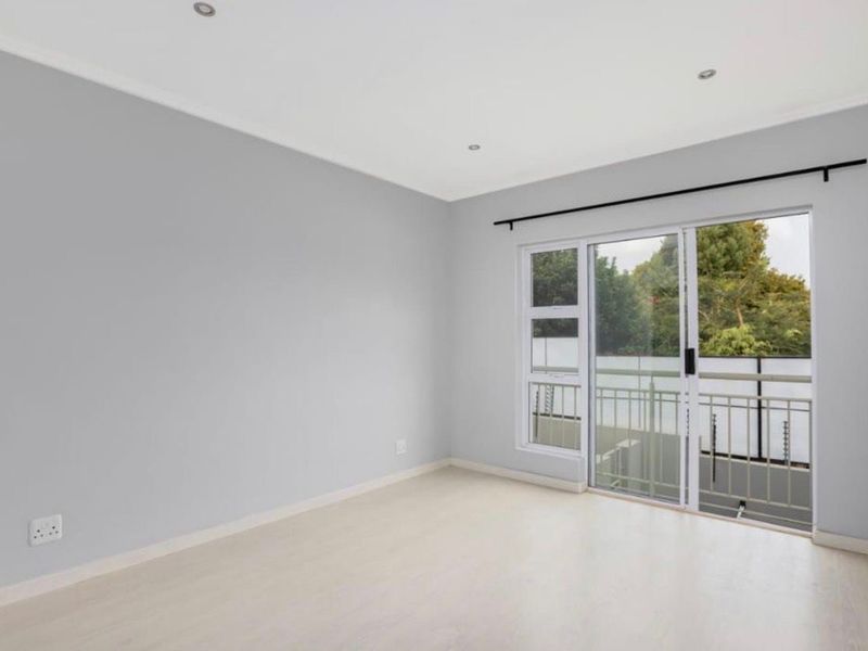 Townhouse Rental Monthly In Sandton - Photo 9