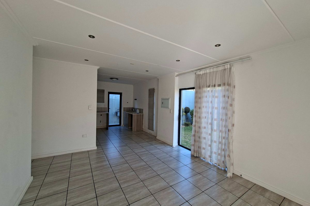 Apartment Rental Monthly In Sandton - Photo 4