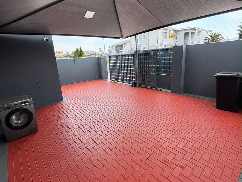 House Rental Monthly In Blouberg - Photo 4