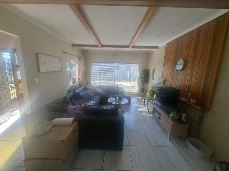 House Rental Monthly In Edenvale - Photo 5