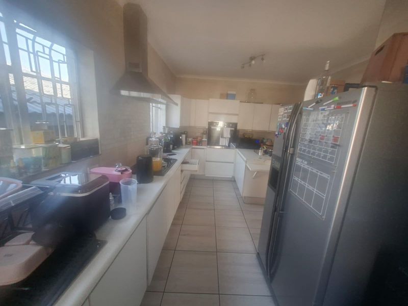 House Rental Monthly In Edenvale - Photo 7