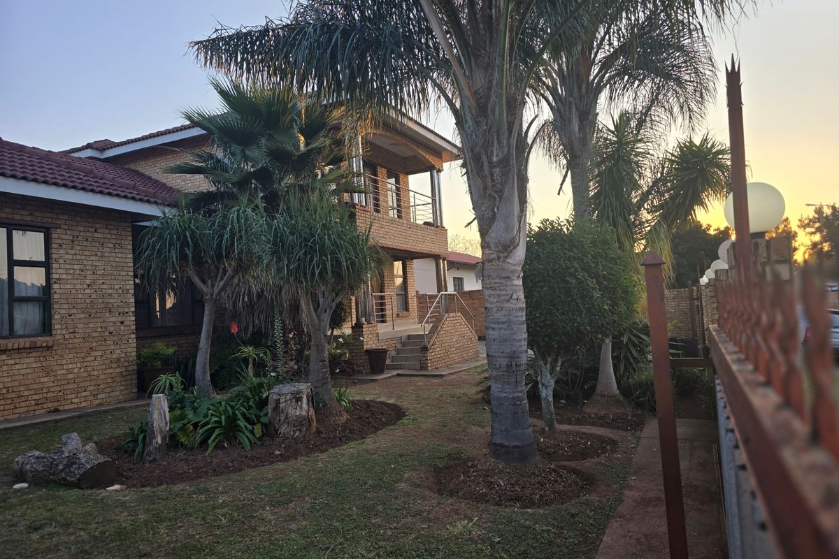 House For Sale In Cullinan - Photo 2