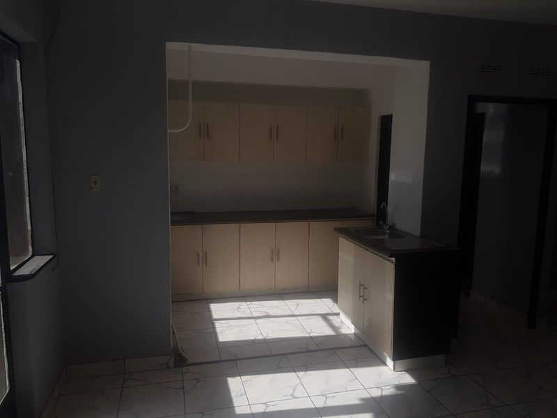 Apartment For Sale In Durban - Photo 4