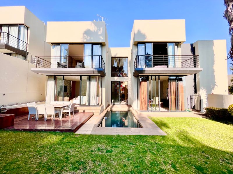 Townhouse For Sale In Sandton - Photo 1