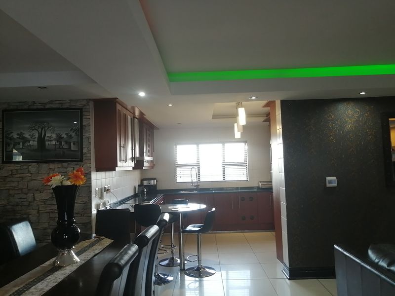 House For Sale In Johannesburg - Photo 7