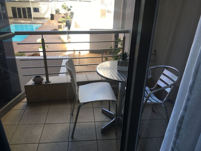 Apartment Rental Monthly In Sandton - Photo 7