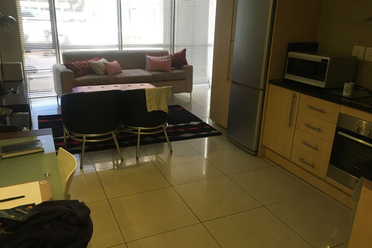 Apartment Rental Monthly In Sandton - Photo 3