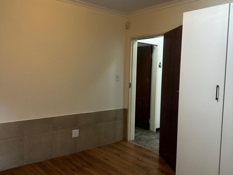 House Rental Monthly In Randburg - Photo 9
