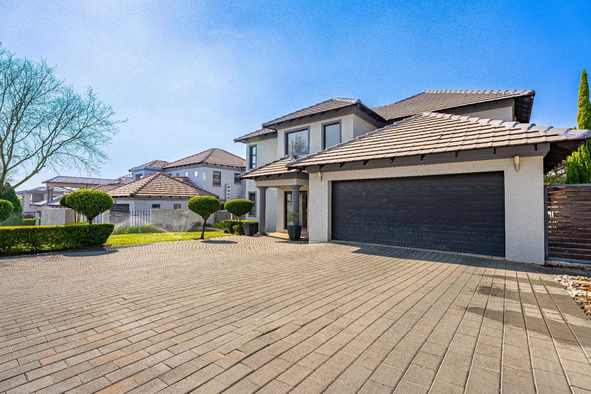 House For Sale In Centurion - Photo 2