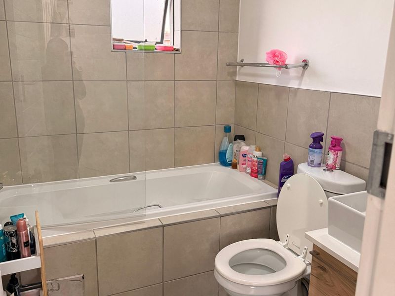 Apartment Rental Monthly In Kempton Park - Photo 8