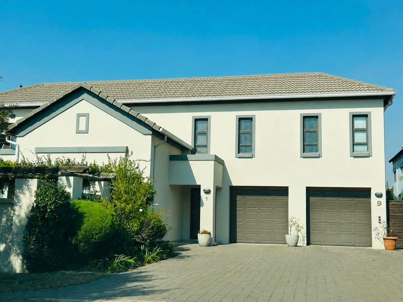 House For Sale In Centurion - Photo 1