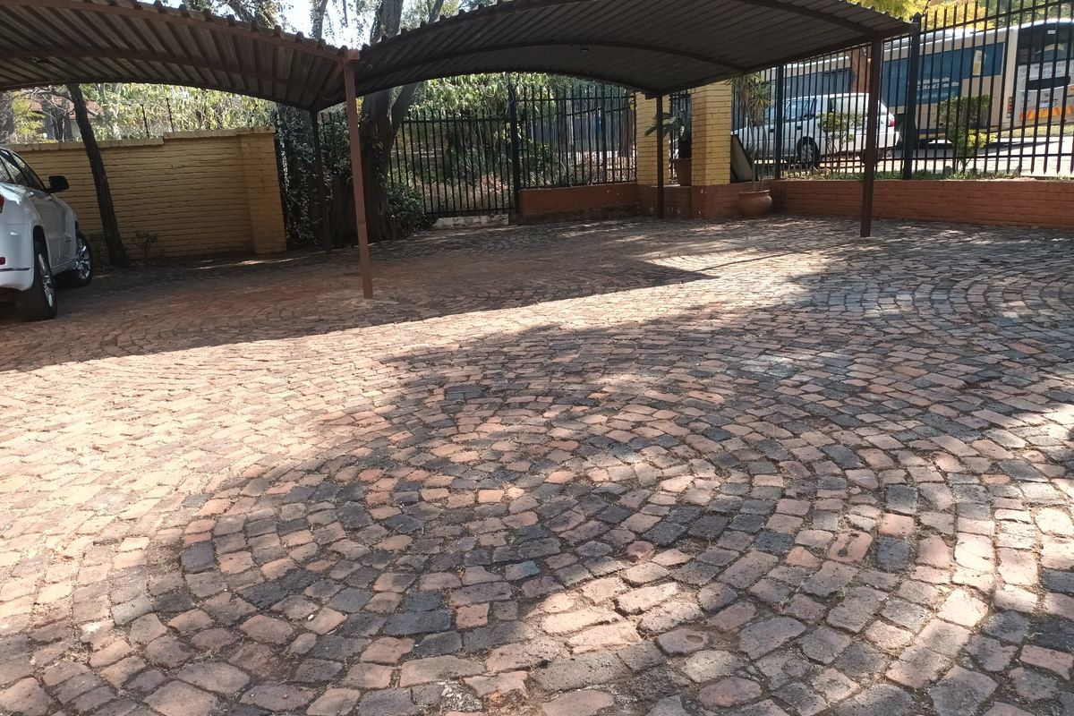 House For Sale In Pretoria - Photo 5