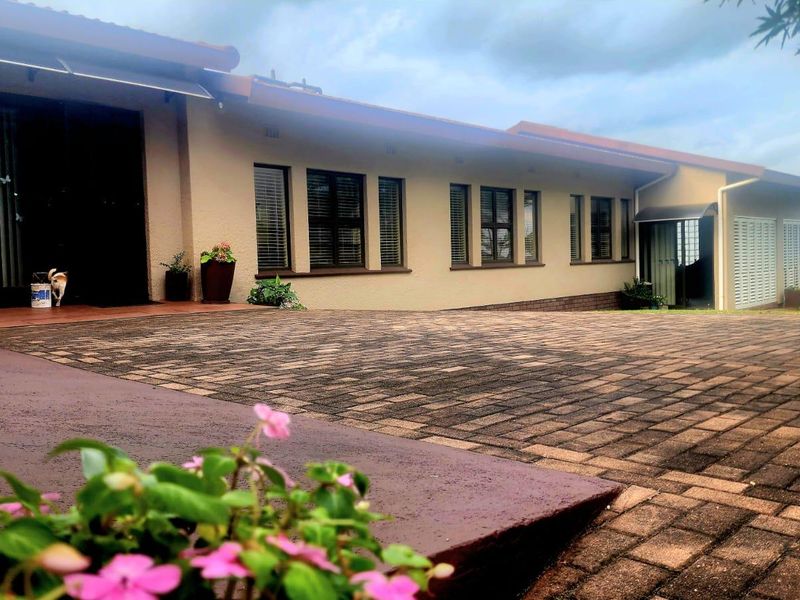 House For Sale In Margate - Photo 3