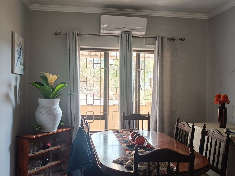 Townhouse For Sale In Durban - Photo 6