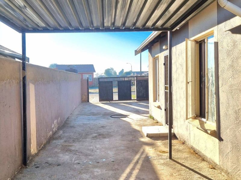 House For Sale In Boksburg - Photo 7