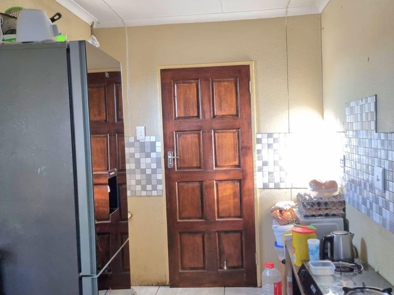 House For Sale In Boksburg - Photo 2