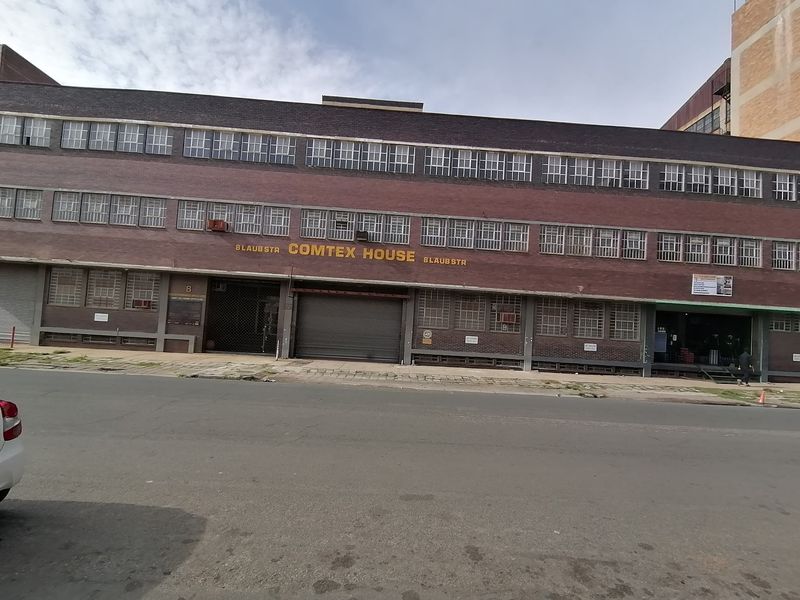 Commercial For Sale In Johannesburg - Photo 2