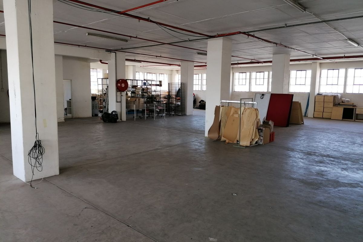 Commercial For Sale In Johannesburg - Photo 3